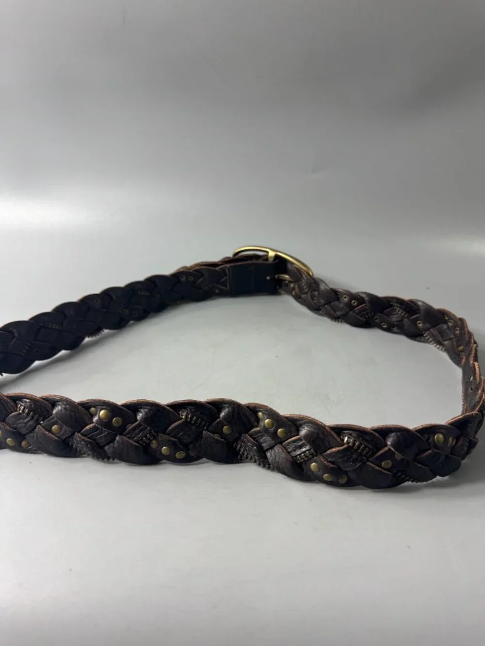 Exquisite Stuart Weitzman Brown Leather Zipper Woven Belt